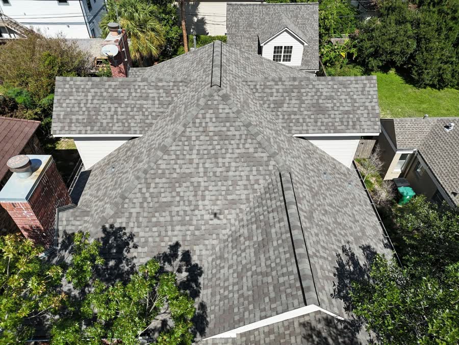Designer Shingle Install — West University